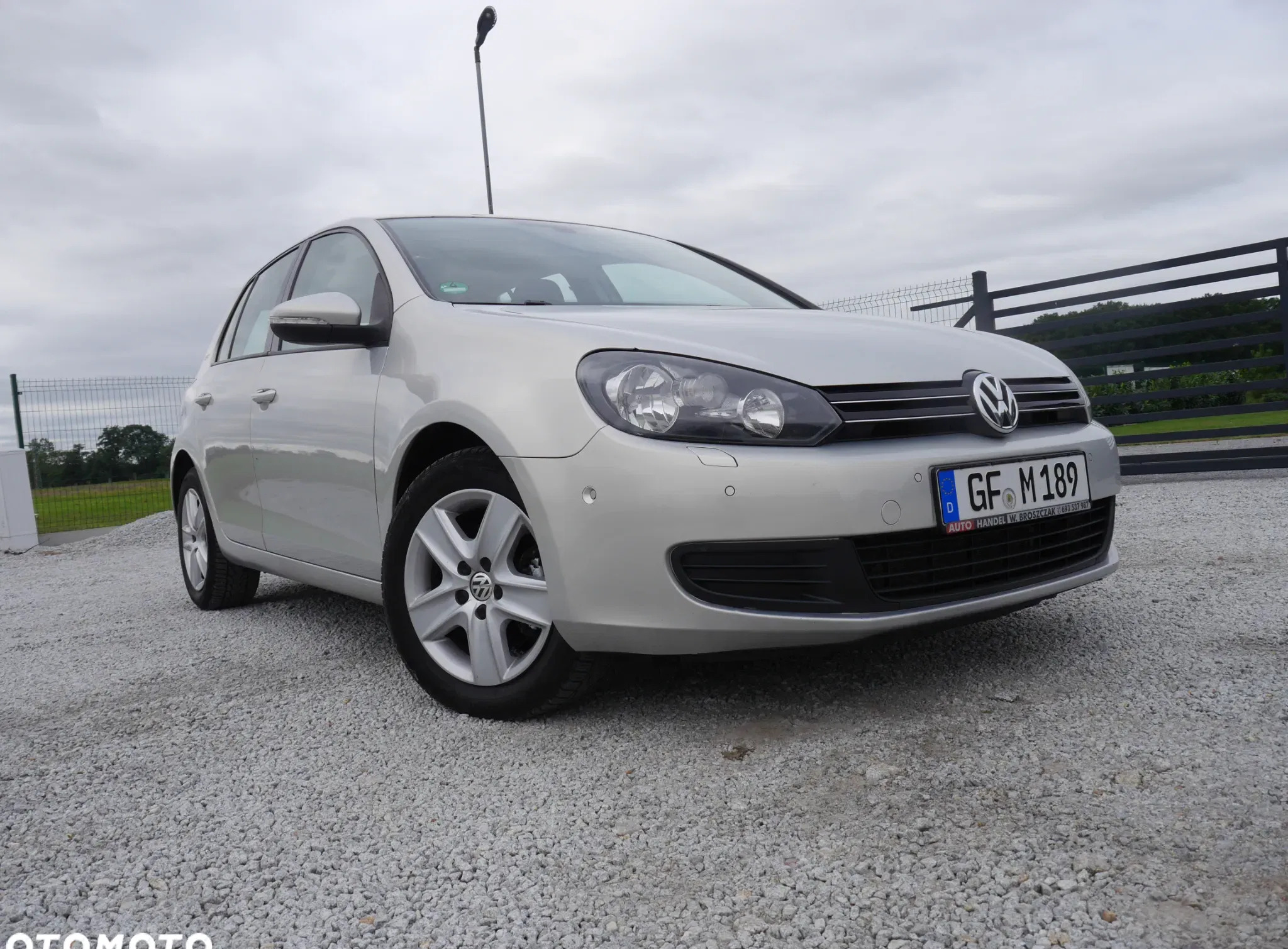 Volkswagen Golf cena 22800 przebieg: 229874, rok produkcji 2009 z Grabów nad Prosną małe 277